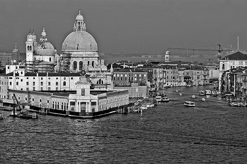 NAVIGANDO NEL CANAL DELLA GIUDECCA (10).JPG